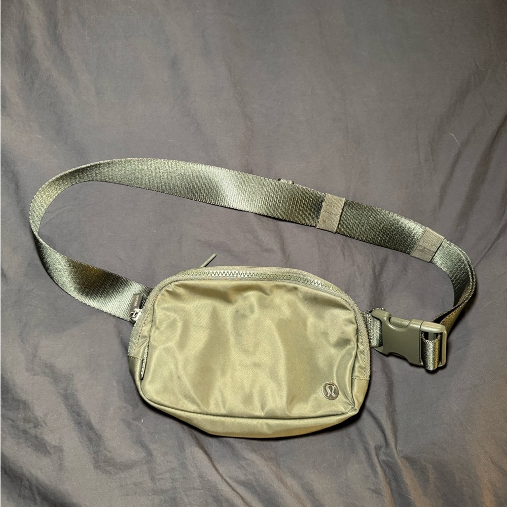 Lululemon crossbody bag